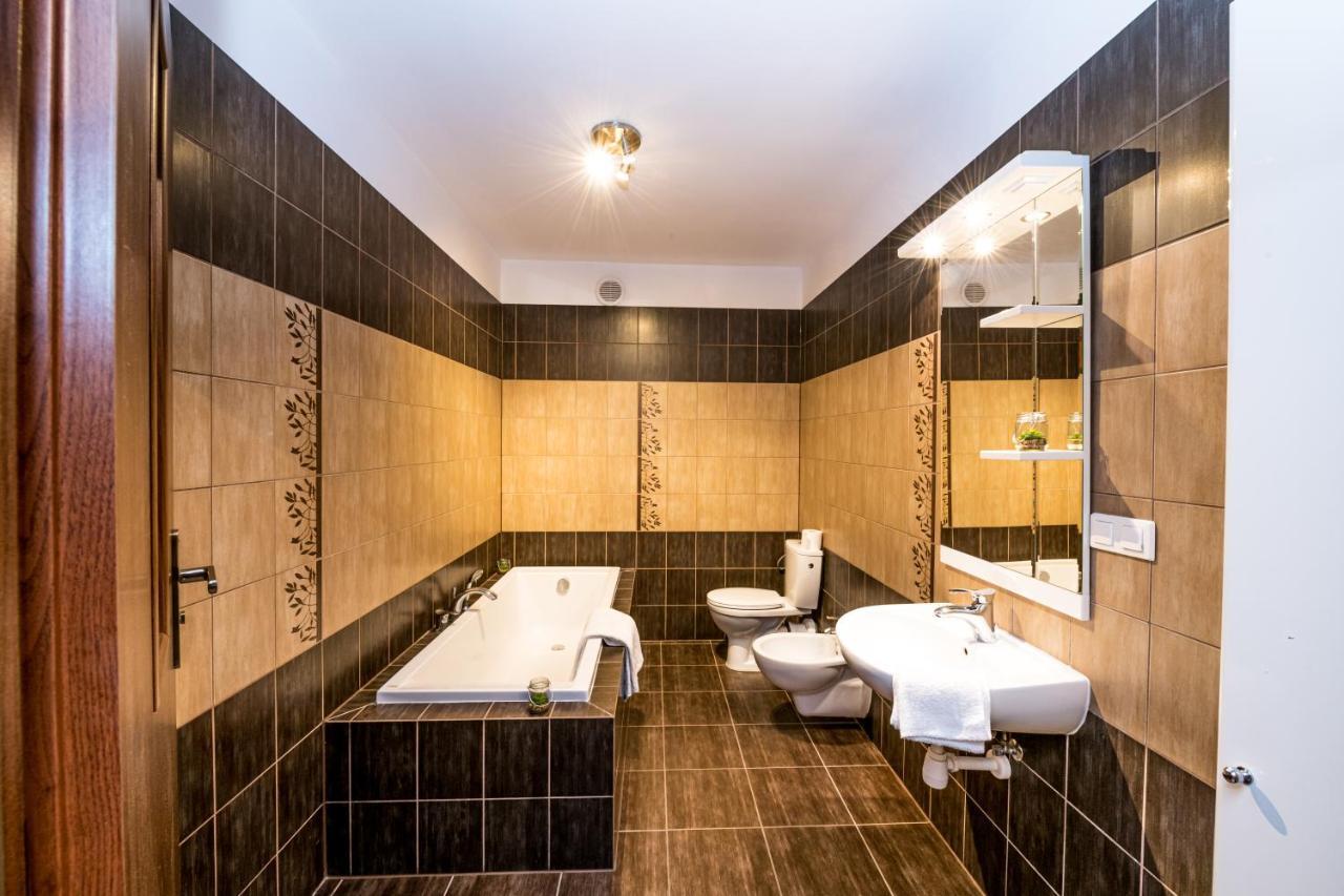 Apartament Lenka Karkonosze Lägenhet Jelenia Góra Exteriör bild