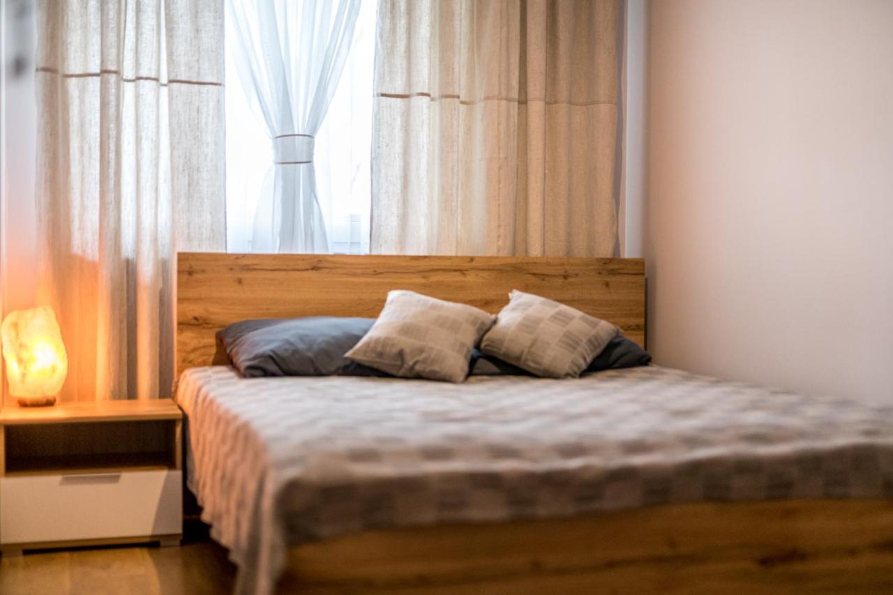 Apartament Lenka Karkonosze Lägenhet Jelenia Góra Exteriör bild